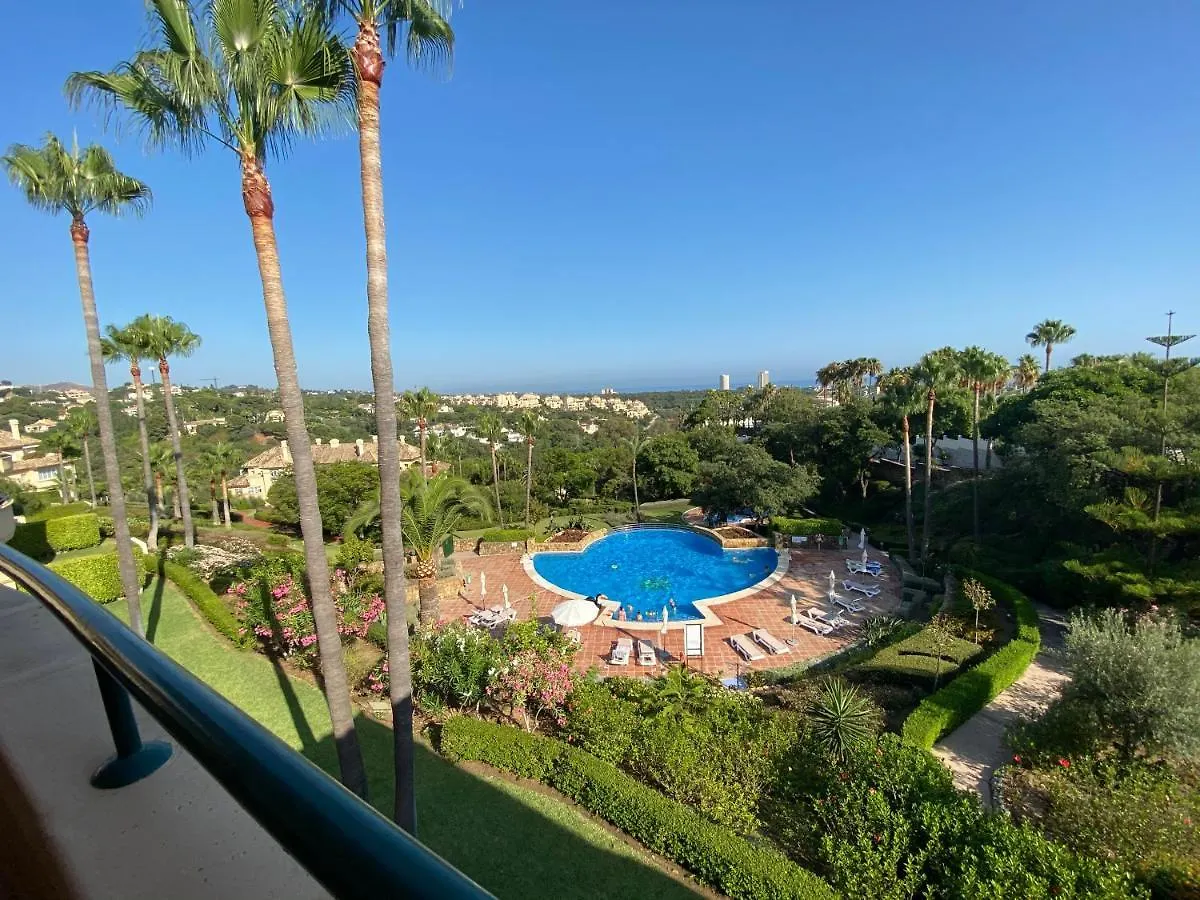 Luxury Apartment Elviria Hills 마르베야